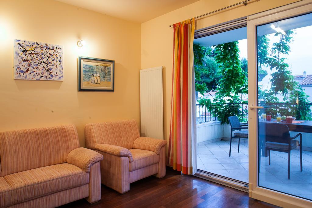 Apartments Tino Makarska Habitación foto