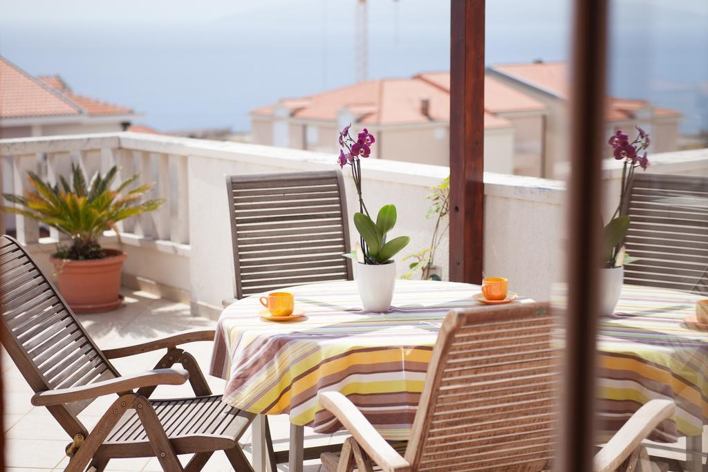 Apartments Tino Makarska Habitación foto